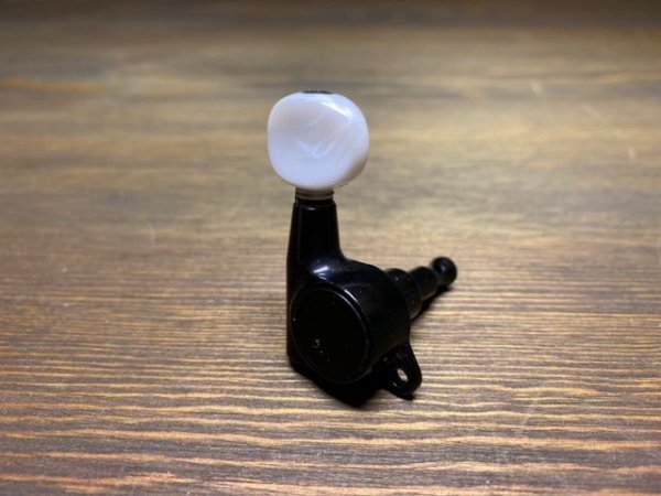 画像2: GOTOH ギターペグ SG381 R6(右6連)Gotoh peg Jake.E.Leeタイプ ブラック ホワイト ツマミ 05P1/全国一律送料無料 (2)