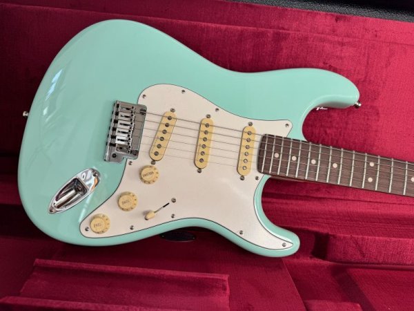 画像1: Fender Custom Shop Jeff Beck Signature Stratocaster - Surf Green/新品/全国一律送料無料！ (1)