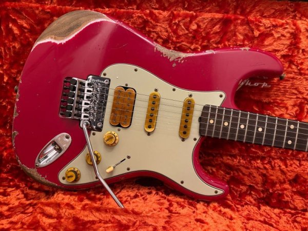 画像1: Fender Custom Shop Alley Cat Stratocaster Heavy Relic HSS Floyd Rose Rosewood Board Torino Red/新品/全国一律送料無料！ (1)