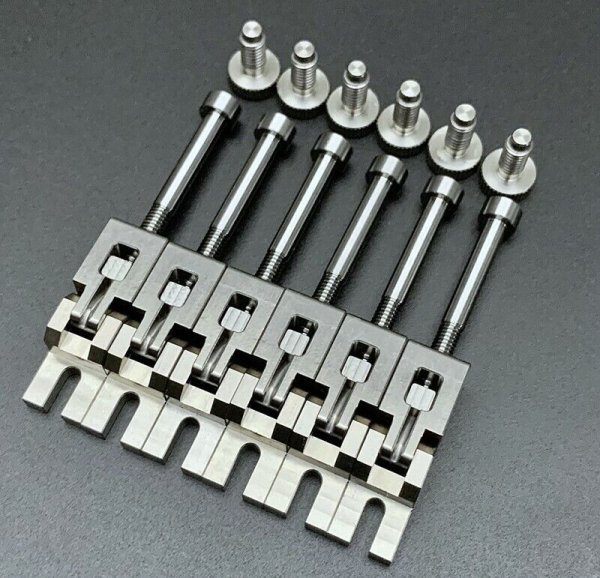 画像2: Floyd Rose Titanium Double Locking Systyem Locked Saddles for Tremolo/フロイドローズ/アップデートキット/トレモロシステム/送料無料! (2)