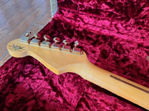 画像6: Fender Custom Shop Limited Edition '54 Stratocaster Black / Gold Hard Ware/新品全国一律送料無料 (6)