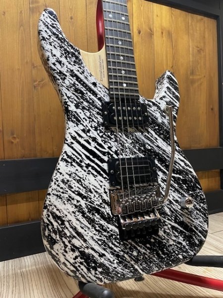 画像5: Washburn USA Custom Shop N4 Nuno Bettencourt Black/White Splatter/ ウァッシュバーン/新品/全国一律送料無料 (5)