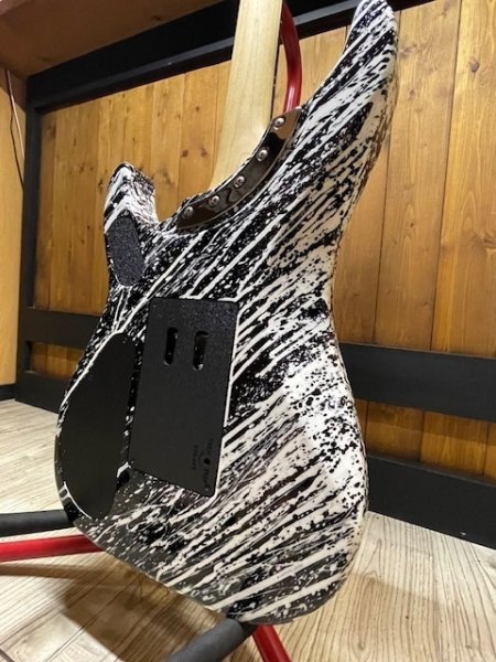 画像10: Washburn USA Custom Shop N4 Nuno Bettencourt Black/White Splatter/ ウァッシュバーン/新品/全国一律送料無料 (10)