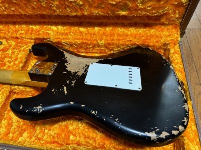 画像2: Fender Custom Shop '62 Stratocaster Heavy Relic - Handwound PU's / Black/新品全国一律送料無料