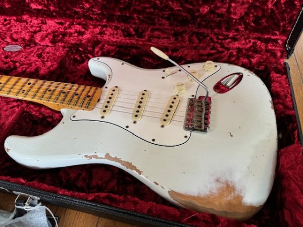画像1: Fender Custom Shop '69 Stratocaster Heavy Relic - Handwound PU's / Olympic White/新品全国一律送料無料 (1)