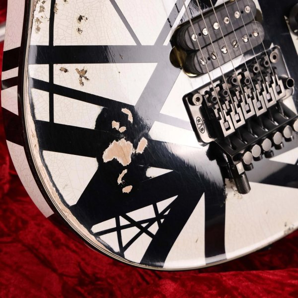 画像10: EVH Custom Shop Wolfgang/Special Edition Relic Black and White Stripes/新品/全国一律送料無料 (10)