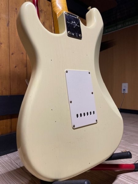 画像21: Fender Custom Shop ' 62 Stratocaster Flamethrower - Journeyman RelicLimited Edition - Vintage White - AAAA Flamed Maple Neck/新品/全国一律送料無料 (21)