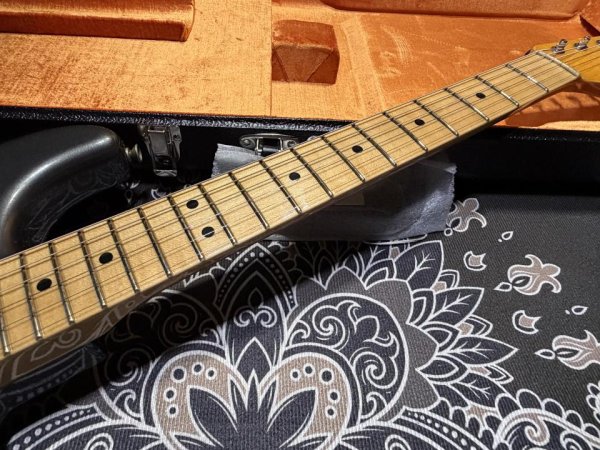 画像4: Fender Custom Shop '69 Stratocaster / Journeyman Relic / Charcoal Frost Metallic (4)