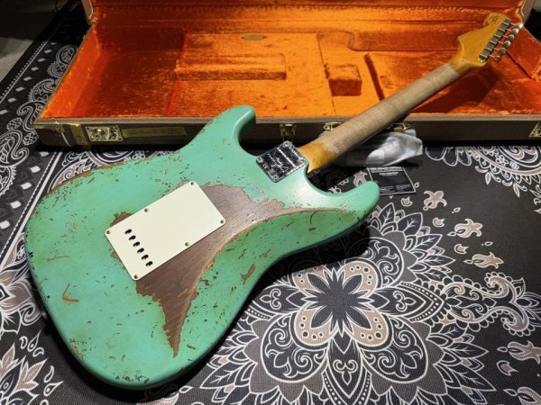 画像6: Fender Custom Shop Stratocaster '60 LTD Dual Mag II / Sea Foam Green /Super Heavy Relic (6)