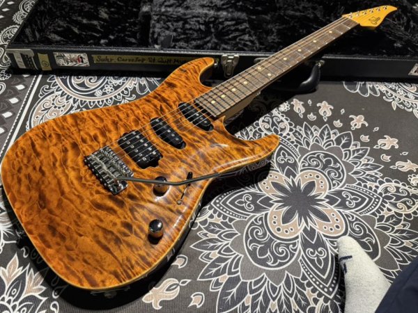 画像2: Suhr Modern Carve Top Standard / Root Beer Stain (2)