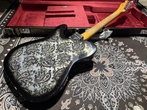 画像6: Fender Custom Shop Fender Custom Shop '68 Telecaster Limited / Black Paisley / Relic (6)