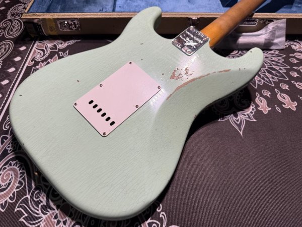 画像7: Fender Custom Shop Fender Custom Shop '63 Stratocaster / Limited Edition Super Faded Aged / Surf Green (7)