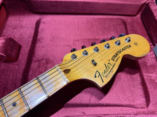画像4: Fender Custom Shop Fender Custom Shop '69 Stratocaster / Ice Blue Metallic / Heavy Relic (4)
