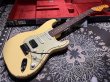 画像2: Fender Custom Shop Fender Custom Shop Custom Deluxe S-1 Stratocaster S-S-H Relic / Aged Vintage White  (2)