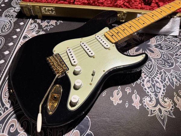 画像3: Fender Custom Shop LTD 70th Anniversary '54 Stratocaster / Black (3)