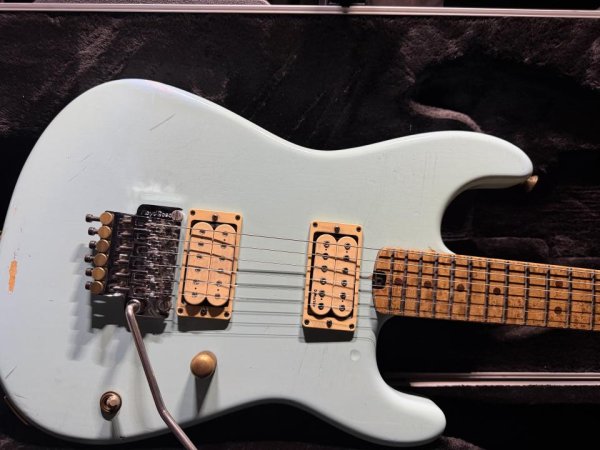 画像1: Charvel Custom Shop San Dimas Nitro FRT / Daphine Blue / Heavy (1)