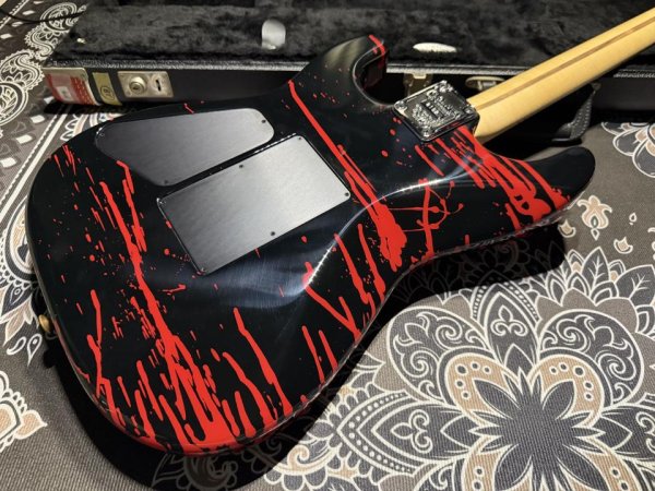 画像3: Charvel Charvel USA Custom Shop Warren DeMartini Blood and Skull (3)