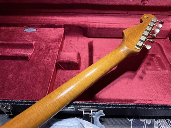画像8: Fender Custom Shop Fender Custom Shop LTD 1960 Dual-Mag Stratocaster / Aged Black (8)
