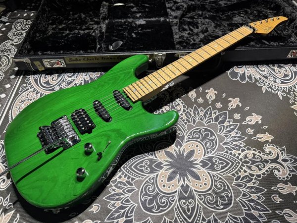 画像2: Suhr Classic Trans Green (2)