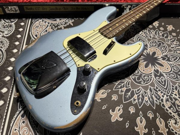 画像3: Fender Custom Shop Fender Custom Shop '60 Jazz Bass Relic / Ice Blue Metallic (3)