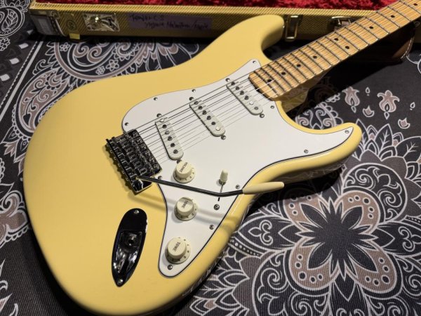 画像2: Fender Custom Shop Fender USA CustomShop Yngwie Malmsteen Stratocaster Vintage White /NOS  (2)