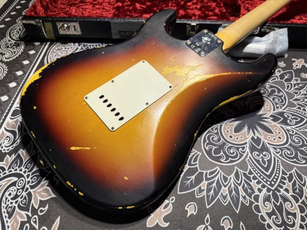 画像7: Fender Custom Shop Fender Custom Shop '69 SSH Stratocaster Heavy Relic / 3 Color Sunburst (7)
