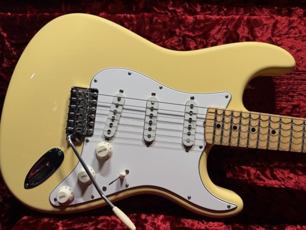 画像1: Fender Custom Shop Fender USA CustomShop Yngwie Malmsteen Stratocaster Vintage White /NOS  (1)