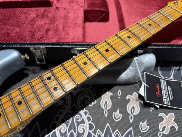 画像5: Fender Custom Shop Fender Custom Shop '69 Stratocaster / Ice Blue Metallic / Heavy Relic (5)