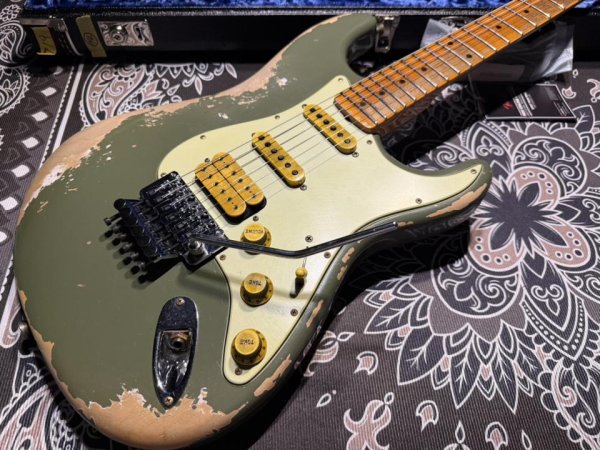 画像3: Fender Custom Shop Fender Custom Shop Alley Cat Stratocaster Heavy Relic / Faded Army Drab Green (3)