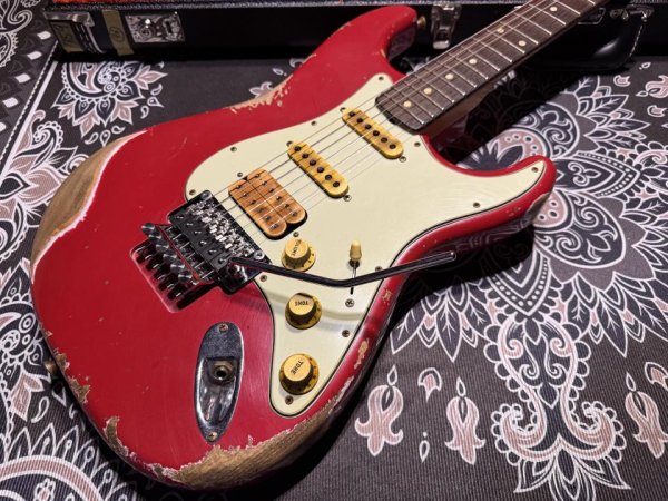 画像3: Fender Custom Shop Stratocaster Heavy Relic FRT / Alley Cat / Torino Red (3)