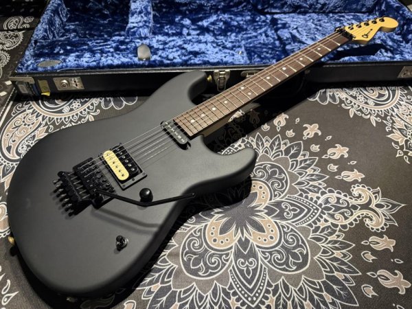 画像2: Charvel Charvel Custom Shop San Dimas Custom Satin Black  (2)