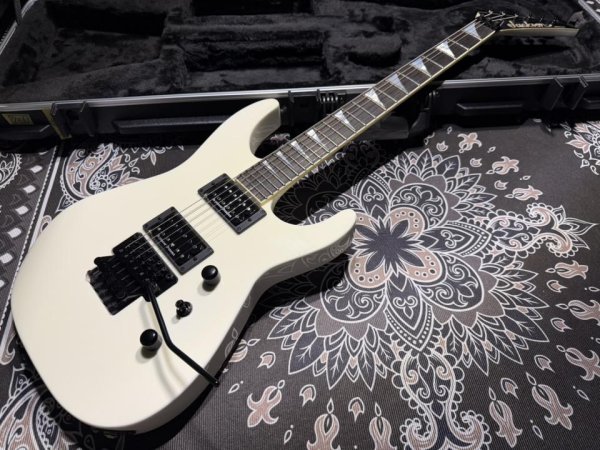 画像2: Jackson Jackson USA Custom Shop Soloist SL2H / Snow White (2)