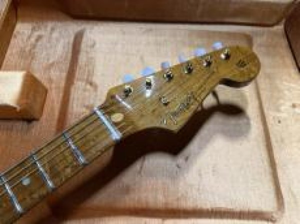 画像5: Fender Custom Shop American Custom Stratocaster NOS / Aged White Blonde (5)