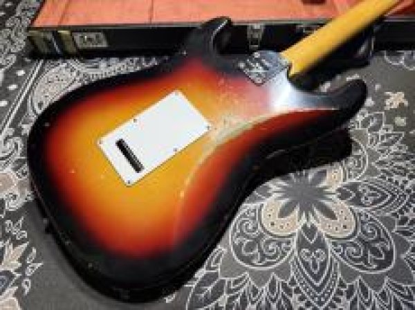 画像7: Fender Custom Shop W25 Stratocaster Sunburst / PRO Relic / 2025 NAMM (7)