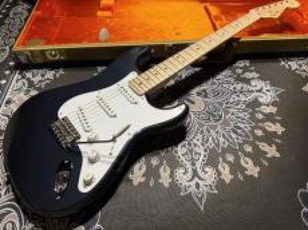 画像2: Fender Custom Shop Clapton Stratocaster / Mercedes Blue (2)