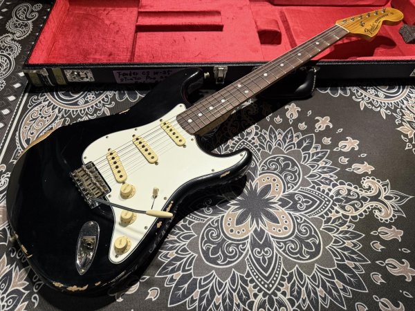 画像2: Fender Custom Shop W25 Stratocaster Black / PRO Relic / 2025NAMM (2)