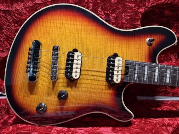 画像1: EVH Wolfgang Hard Tail Sunburst (1)