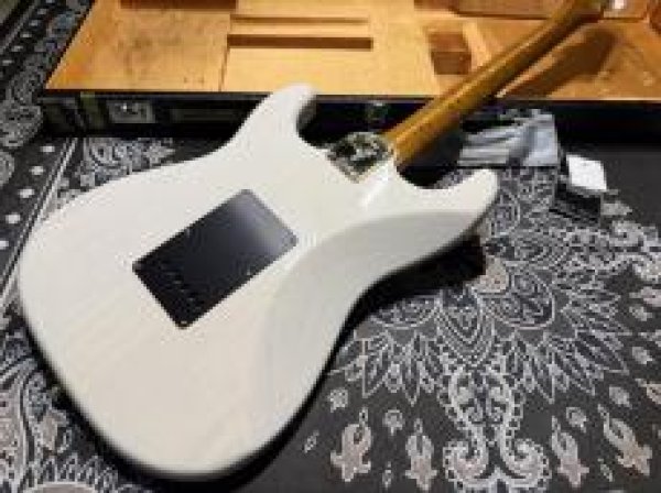 画像6: Fender Custom Shop American Custom Stratocaster NOS / Aged White Blonde (6)