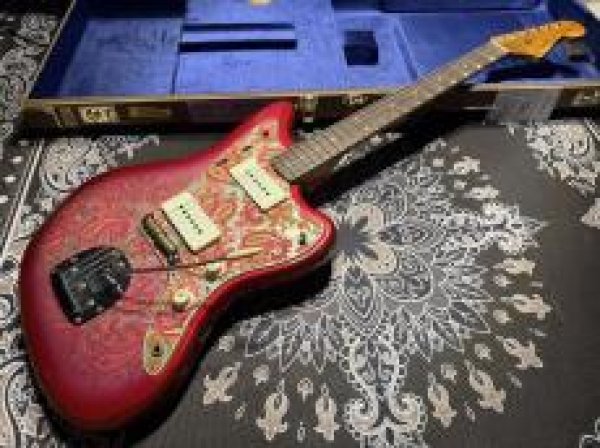 画像2: Fender Custom Shop Fender Custom Shop '62 Jazzmaster Journeyman Relic / Pink Paisley (2)