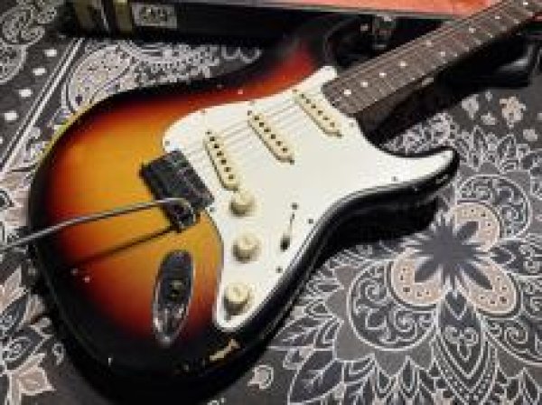 画像3: Fender Custom Shop W25 Stratocaster Sunburst / PRO Relic / 2025 NAMM (3)