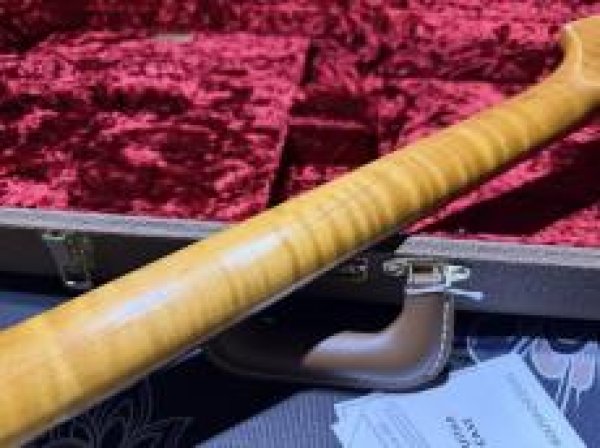 画像8: Fender Custom Shop Fender Custom Shop '62 Stratocaster Flamethrower / Journeman Relic / Vintage White (8)