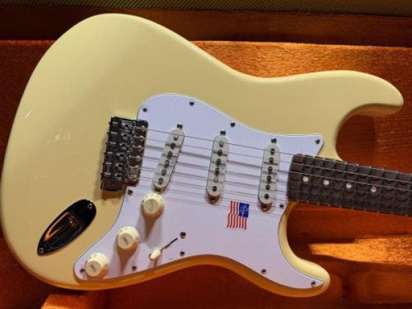 画像1:  Fender USA Yngwie Malmsteen Signature Stratocaster / Rosewood (1) (1)