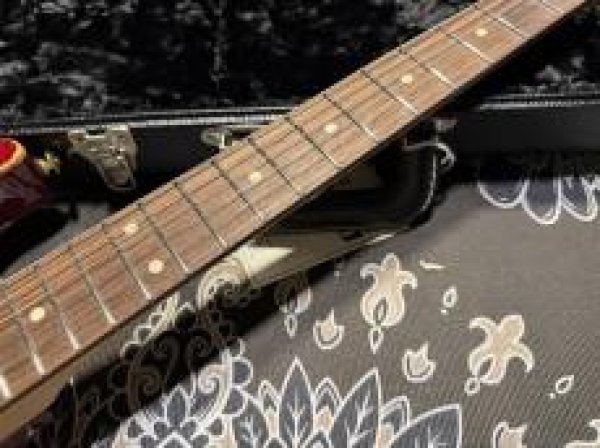 画像4: Suhr Standard Legacy LE Special Curly Maple Top / Aged Cherry Burst / FRT (4)