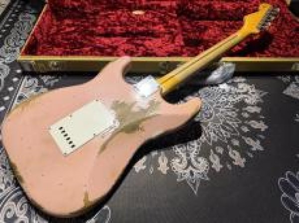 画像6: Fender Custom Shop 1957 Stratocaster SSH Relic Shell Pink (6)