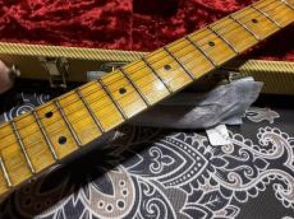 画像4: Fender Custom Shop 1957 Stratocaster SSH Relic Shell Pink (4)