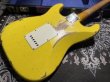 画像7:  Fender Custom Shop '69 Stratocaster Heavy Relic Reverse Headstock / Aged Canary Yellow (7)