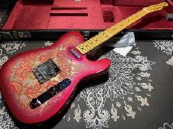 画像2: Fender Custom Shop "Carefully selected" Vintage Custom '68 Telecaster /Pink Paisley (2)