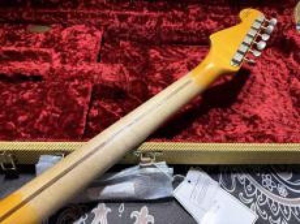 画像8: Fender Custom Shop '57 Stratocaster Heavy Relic / Candy Apple RED (8)