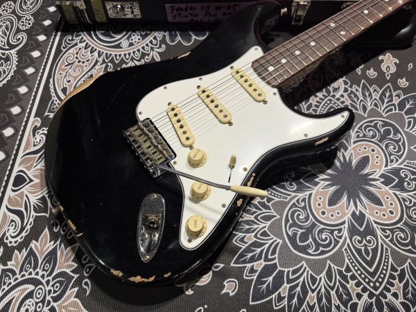 画像3: Fender Custom Shop W25 Stratocaster Black / PRO Relic / 2025NAMM (3)
