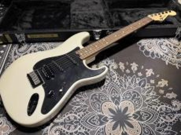 画像3: Charvel "Jake E Lee" Signature Model / Pro-Mod (3)